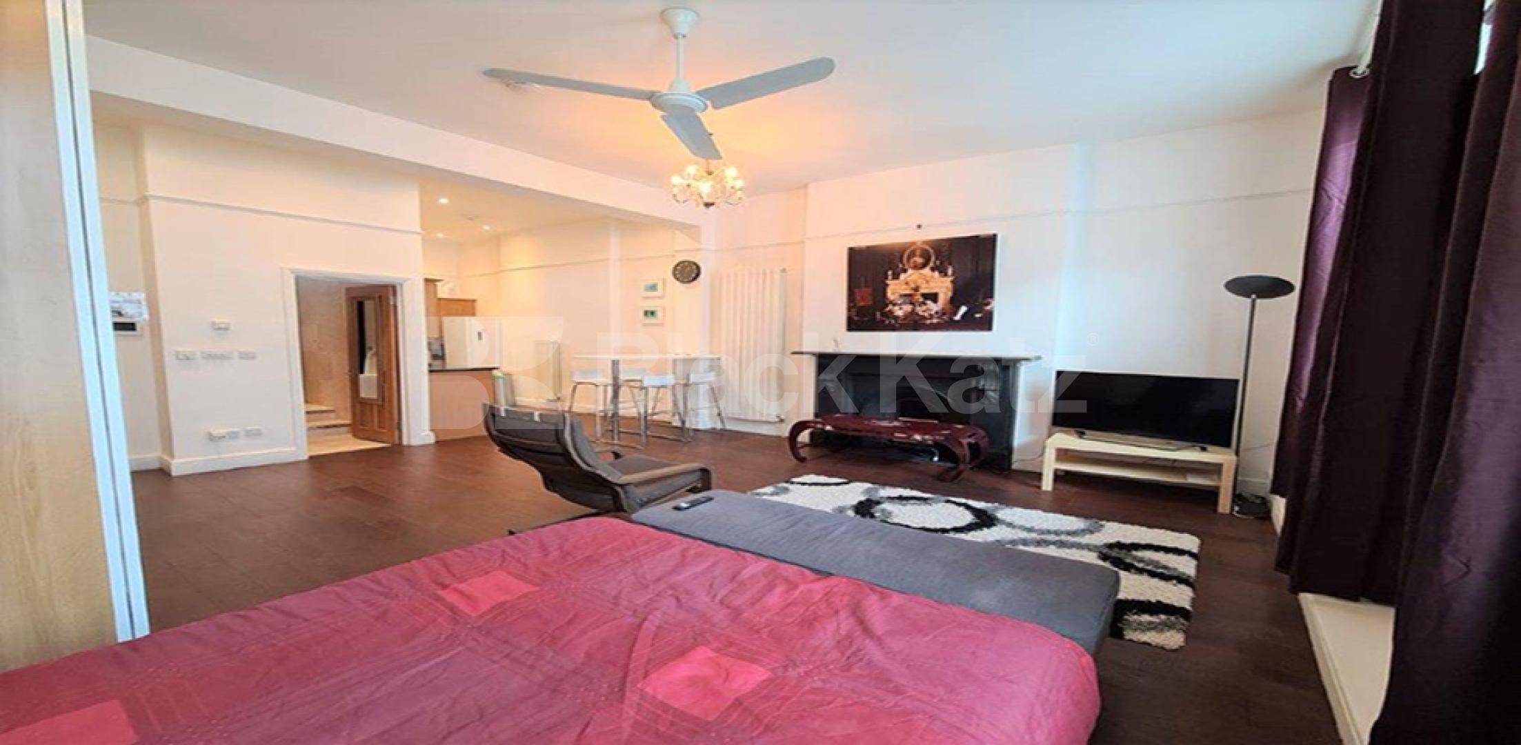 Stunning studio to rent in an amazing location Westbourne Grove, Bayswater / Westbourne Grove