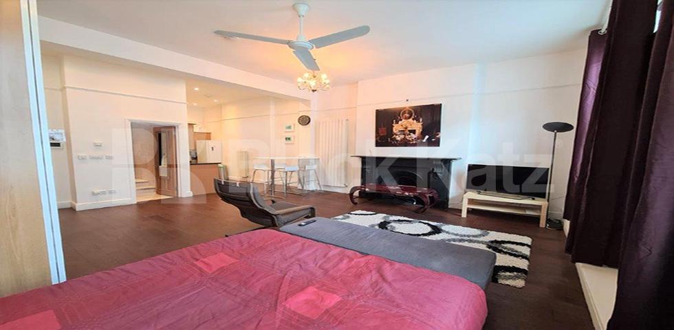 Stunning studio to rent in an amazing location Westbourne Grove, Bayswater / Westbourne Grove