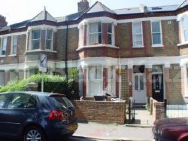 			LET BY BLACK KATZ, 1 Bedroom, 1 bath, 1 reception Flat			 Cubitt Terrace, Clapham