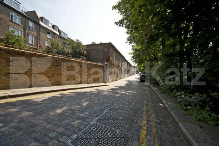 			2 Bedroom, 1 bath, 1 reception Flat			 Hansard Mews, Shepherds Bush/Holland Park