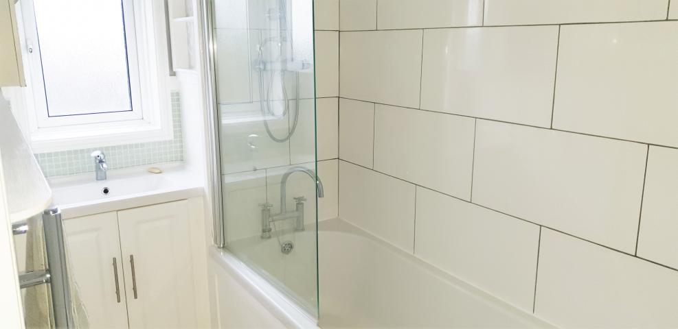 			2 Bedroom, 1 bath, 1 reception Flat			 West End Lane, WEST HAMPSTEAD