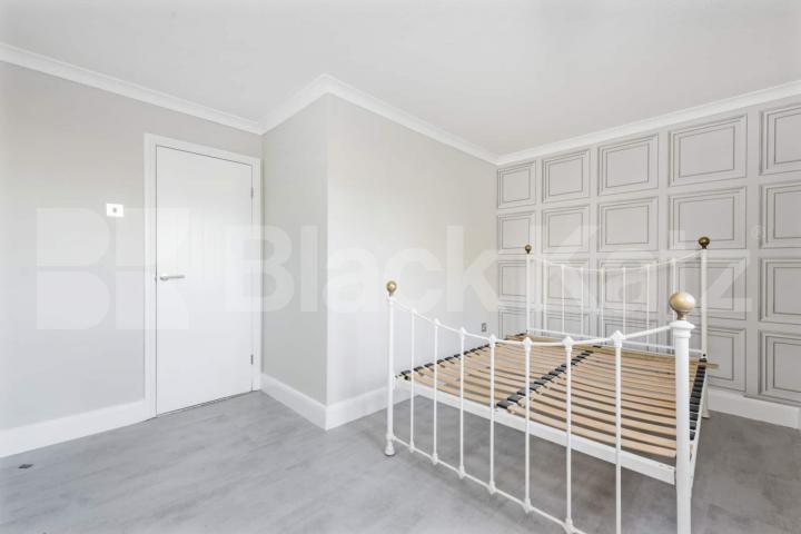Newly refurbished to a high standard 2 bedroom property in the heart of Highbury Aubert Park, Highbury