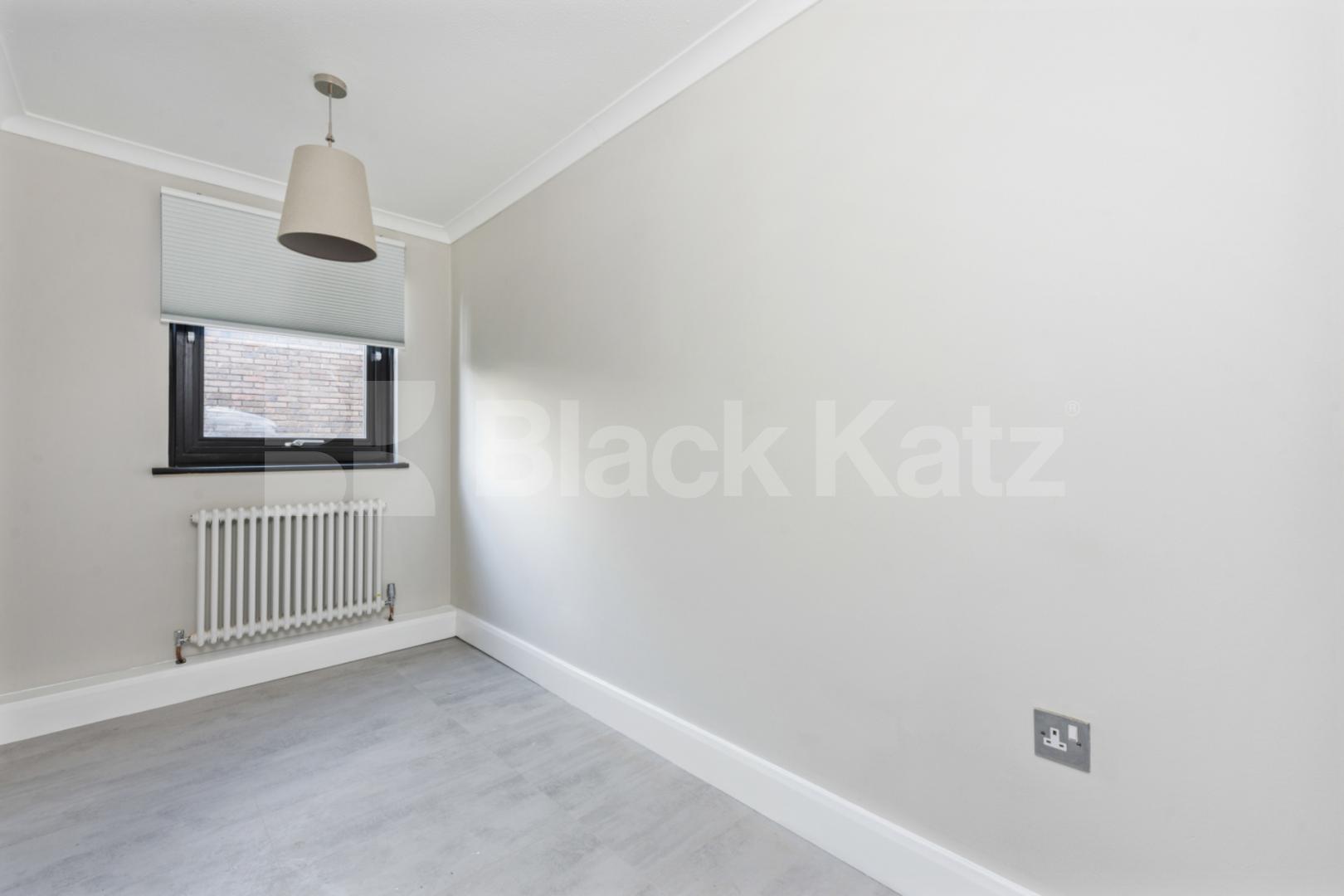 Newly refurbished to a high standard 2 bedroom property in the heart of Highbury Aubert Park, Highbury
