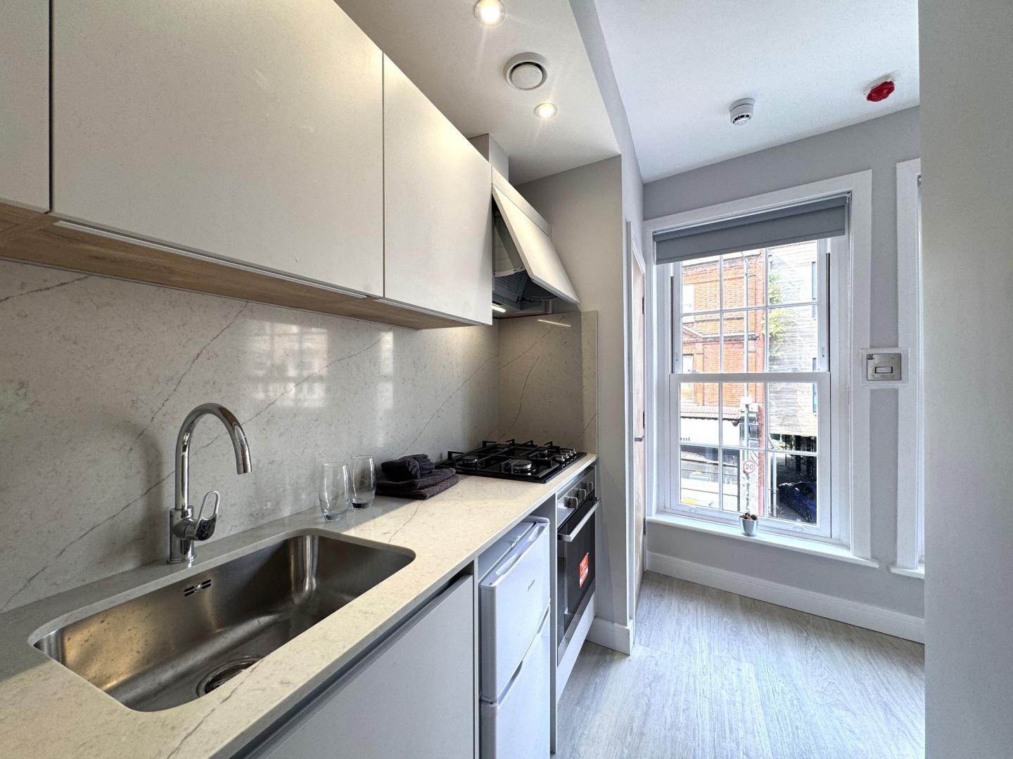 Modern Studio High Road, Willesden Green