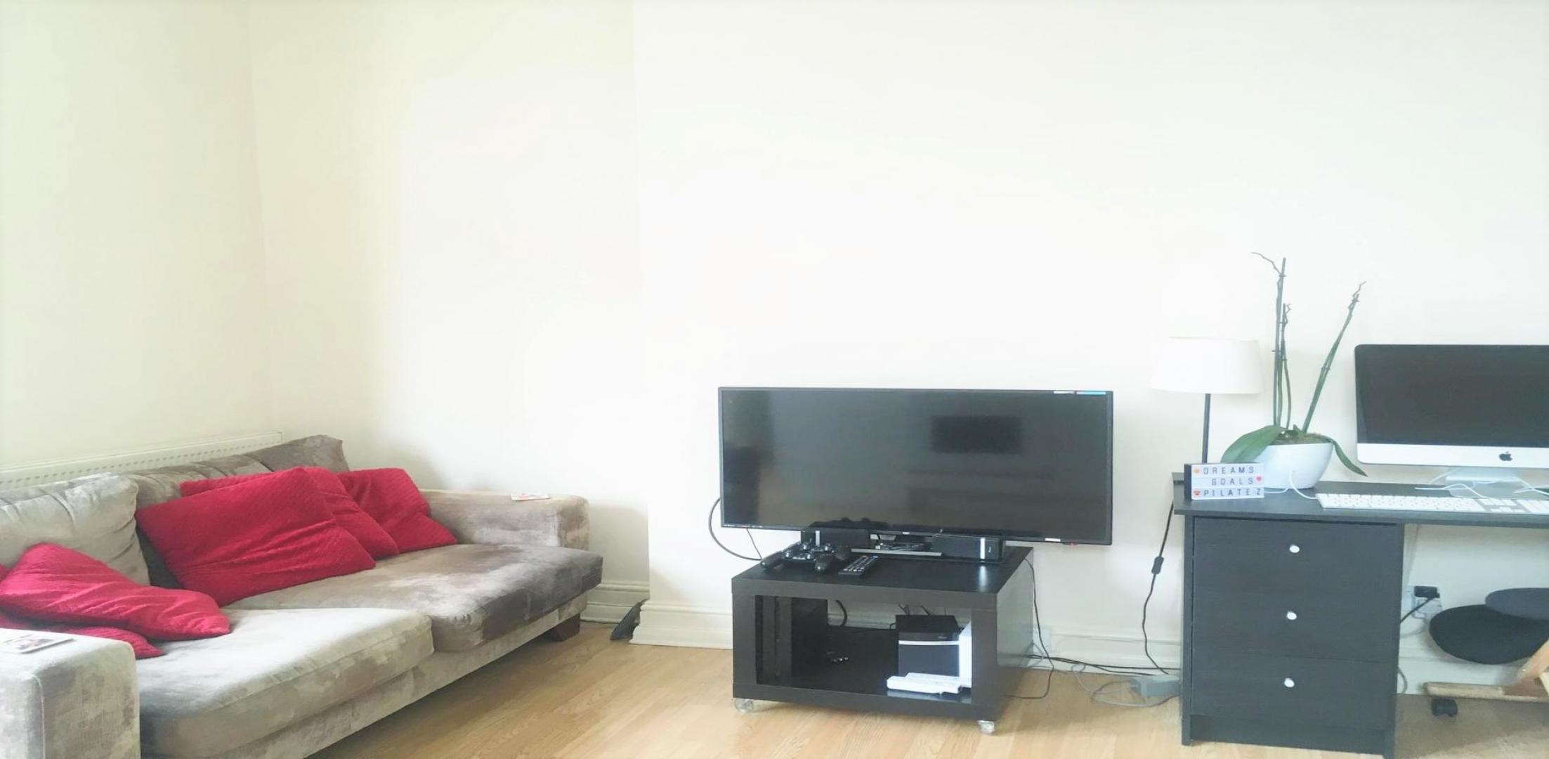 			NEW INSTRUCTION, 1 Bedroom, 1 bath, 1 reception Flat			 Edward Close, CRICKLEWOOD