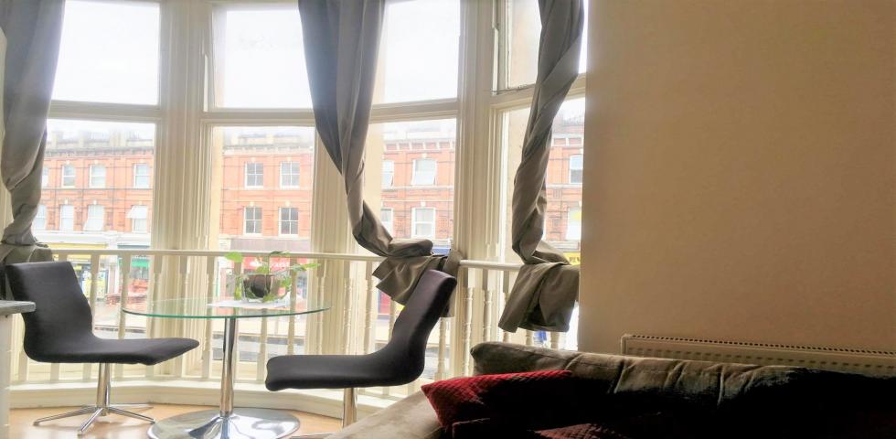 			NEW INSTRUCTION, 1 Bedroom, 1 bath, 1 reception Flat			 Edward Close, CRICKLEWOOD