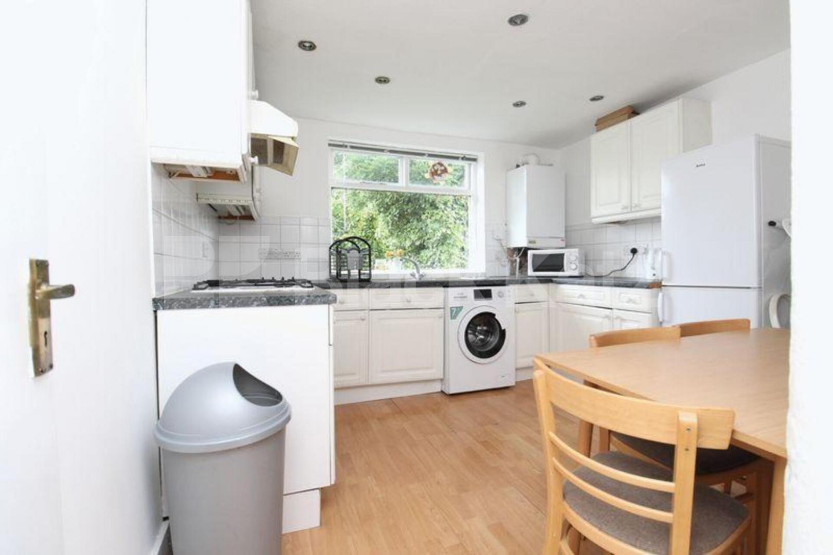  Spacious three-bedroom apartment offers well-proportioned living throughout Willoughby Road, Turnpike Lane 