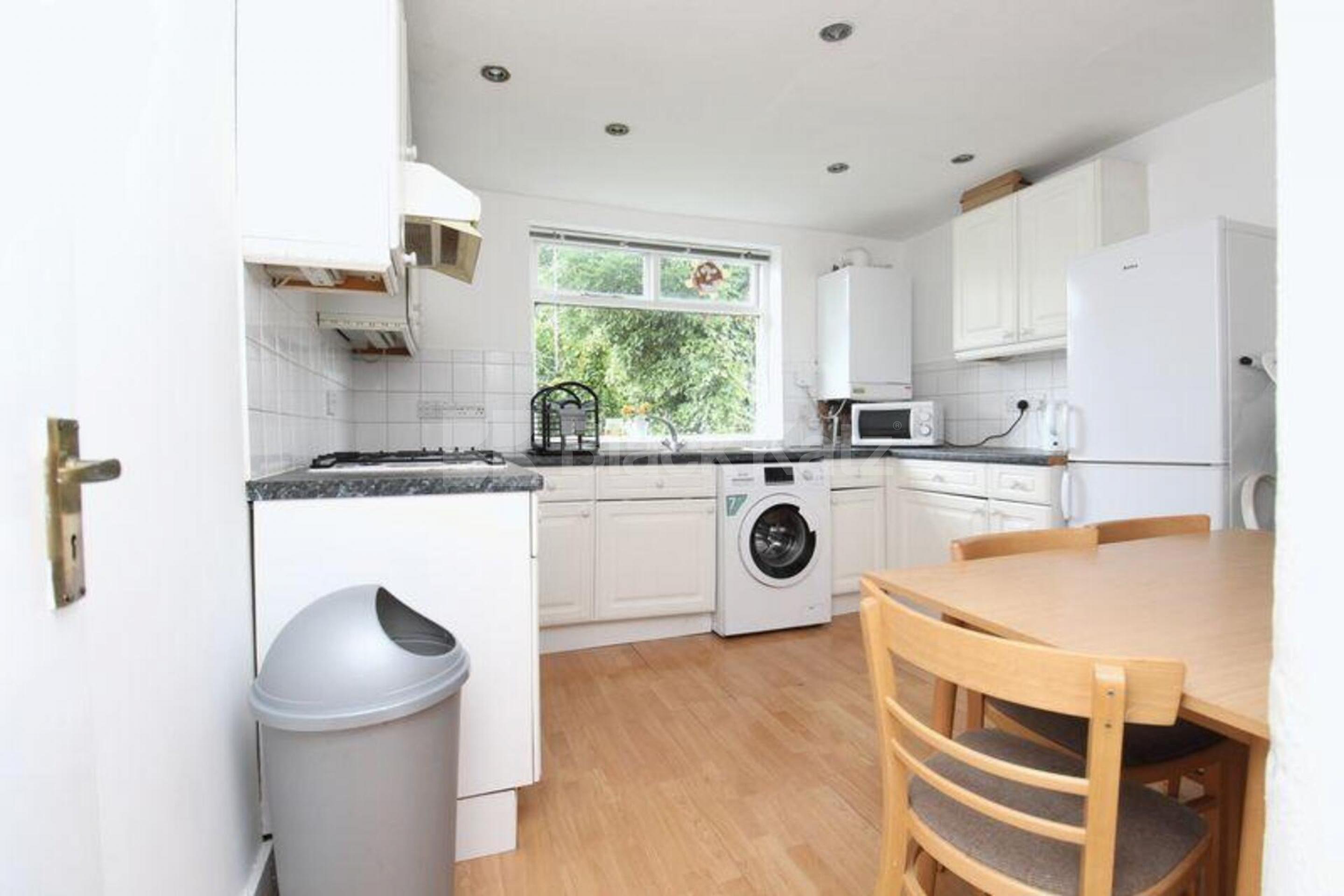  Spacious three-bedroom apartment offers well-proportioned living throughout Willoughby Road, Turnpike Lane  N8