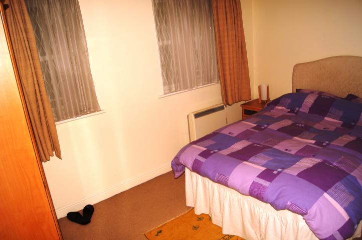 			NEW INSTRUCTION! GREAT VALUE!, 1 Bedroom, 1 bath, 1 reception Flat			 Windmill Drive, CRICKLEWOOD