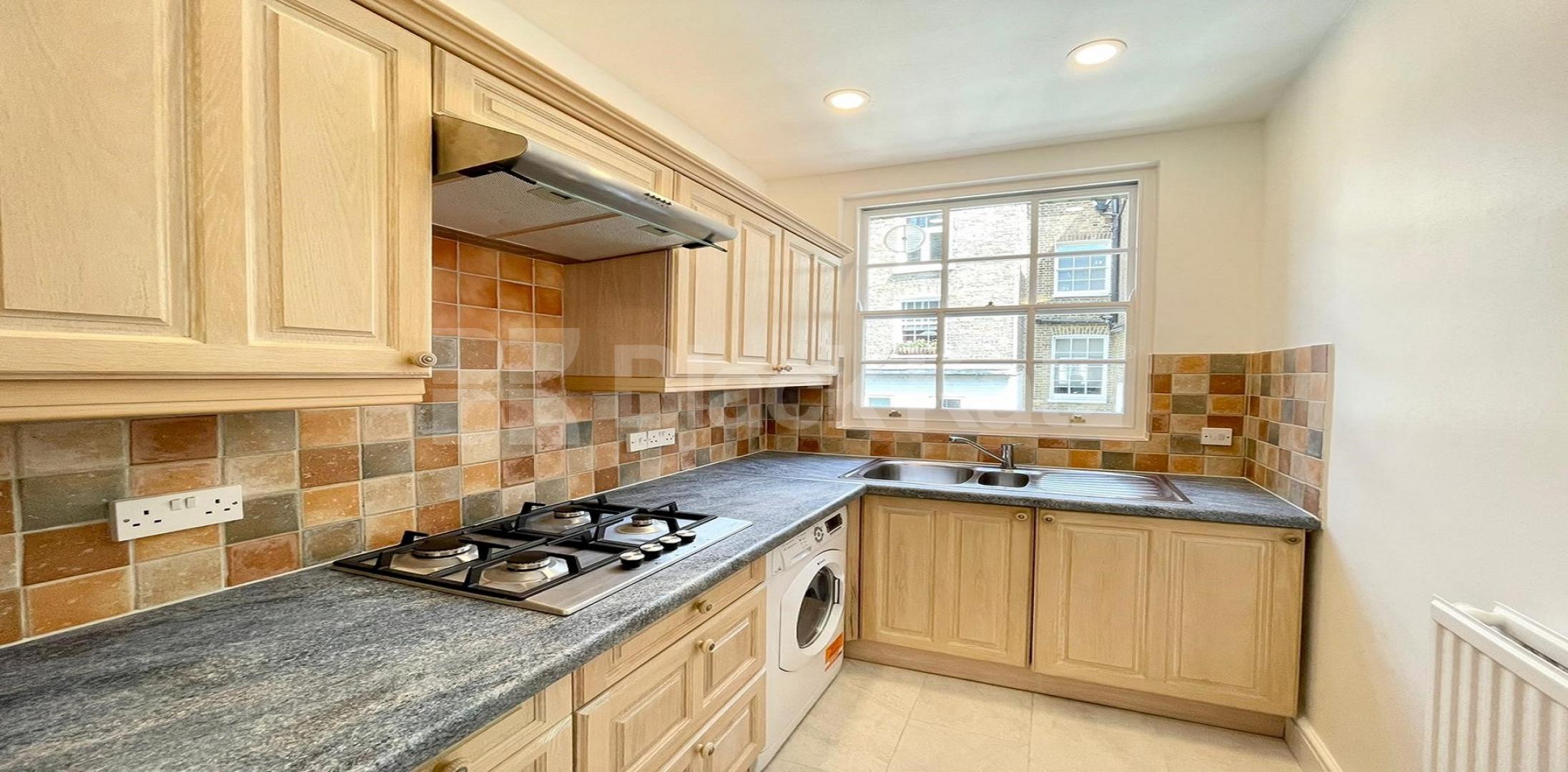 			LET , 1 Bedroom, 1 bath, 1 reception Apartment			 Winchester Street , Pimlico