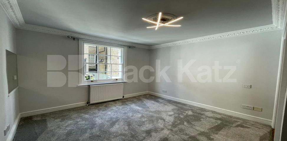 			LET , 1 Bedroom, 1 bath, 1 reception Apartment			 Winchester Street , Pimlico