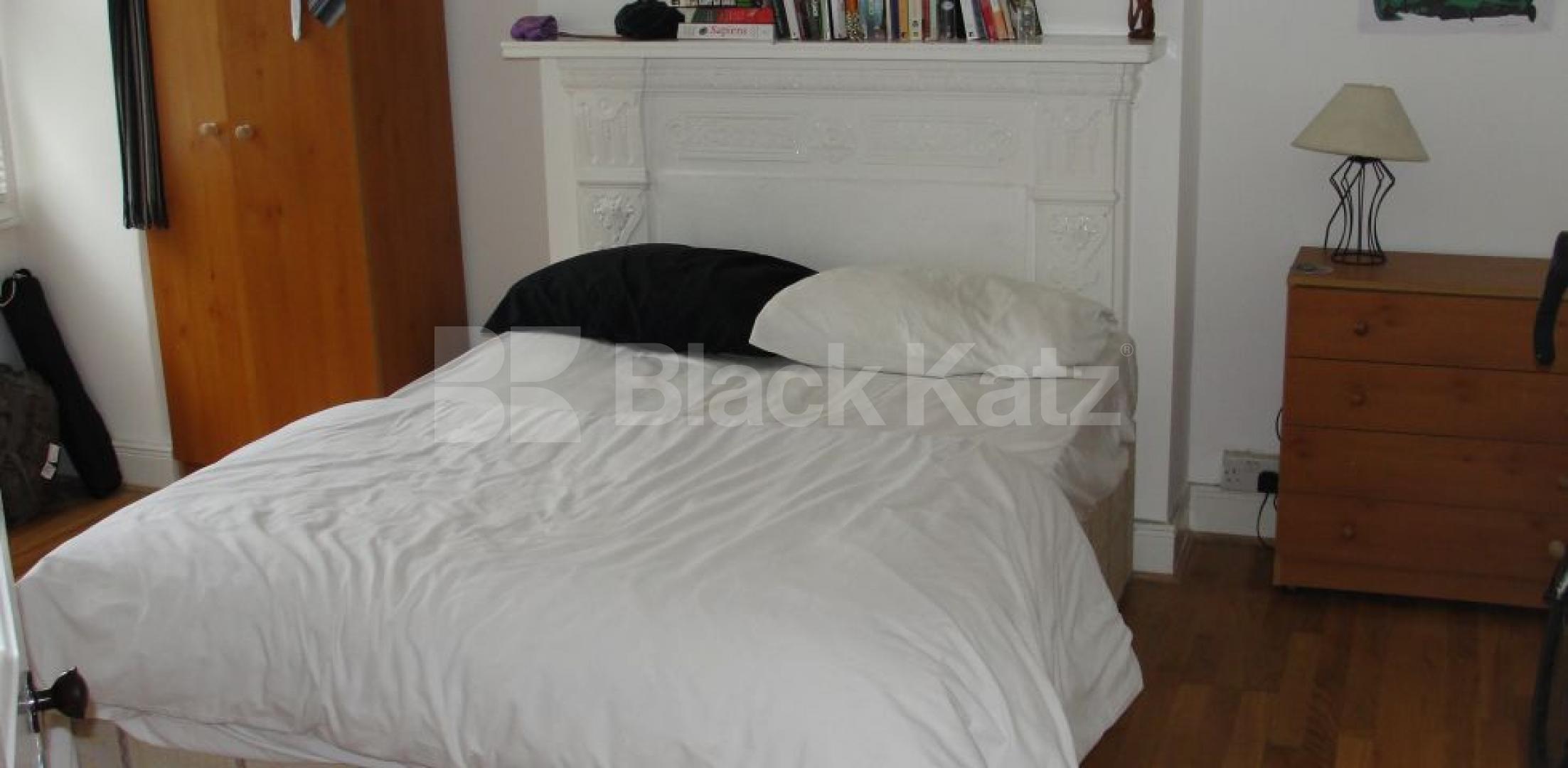 			LET , 4 Bedroom, 1 bath, 1 reception House			 Weir Road, Clapham South/Balham