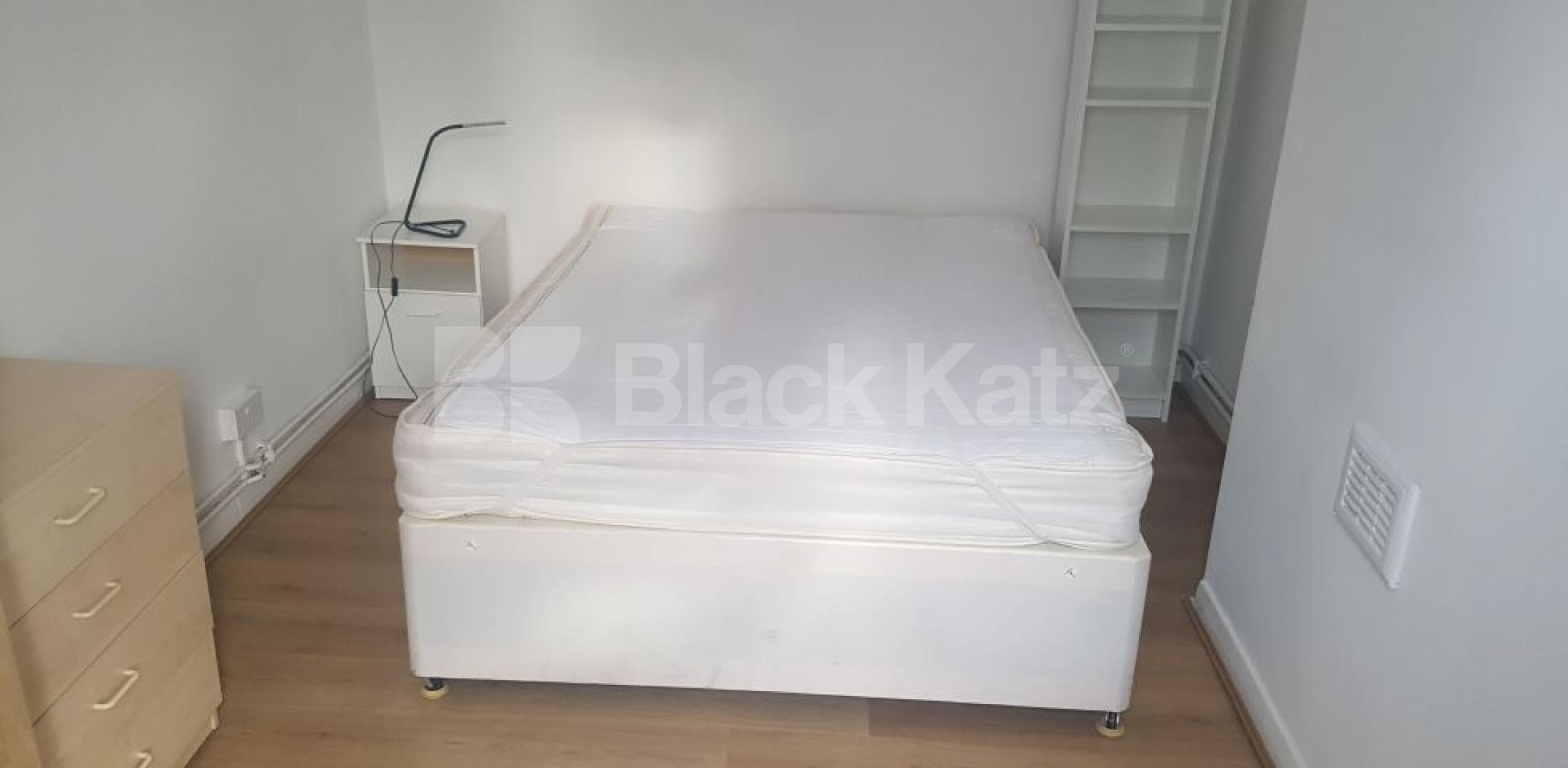 			LET, 1 Bedroom, 1 bath, 1 reception Apartment			 Weston Street, London Bridge