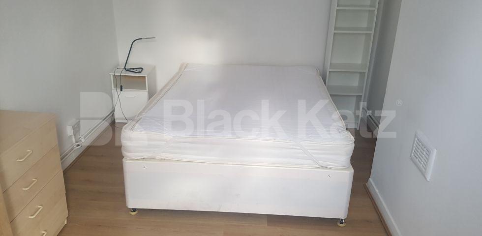 			LET, 1 Bedroom, 1 bath, 1 reception Apartment			 Weston Street, London Bridge