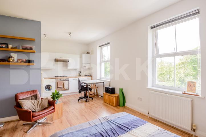 			NEW INSTRUCTION!, Studio Apartment, 1 bath, 1 reception Apartment			 Camden Road, CAMDEN BORDERS 