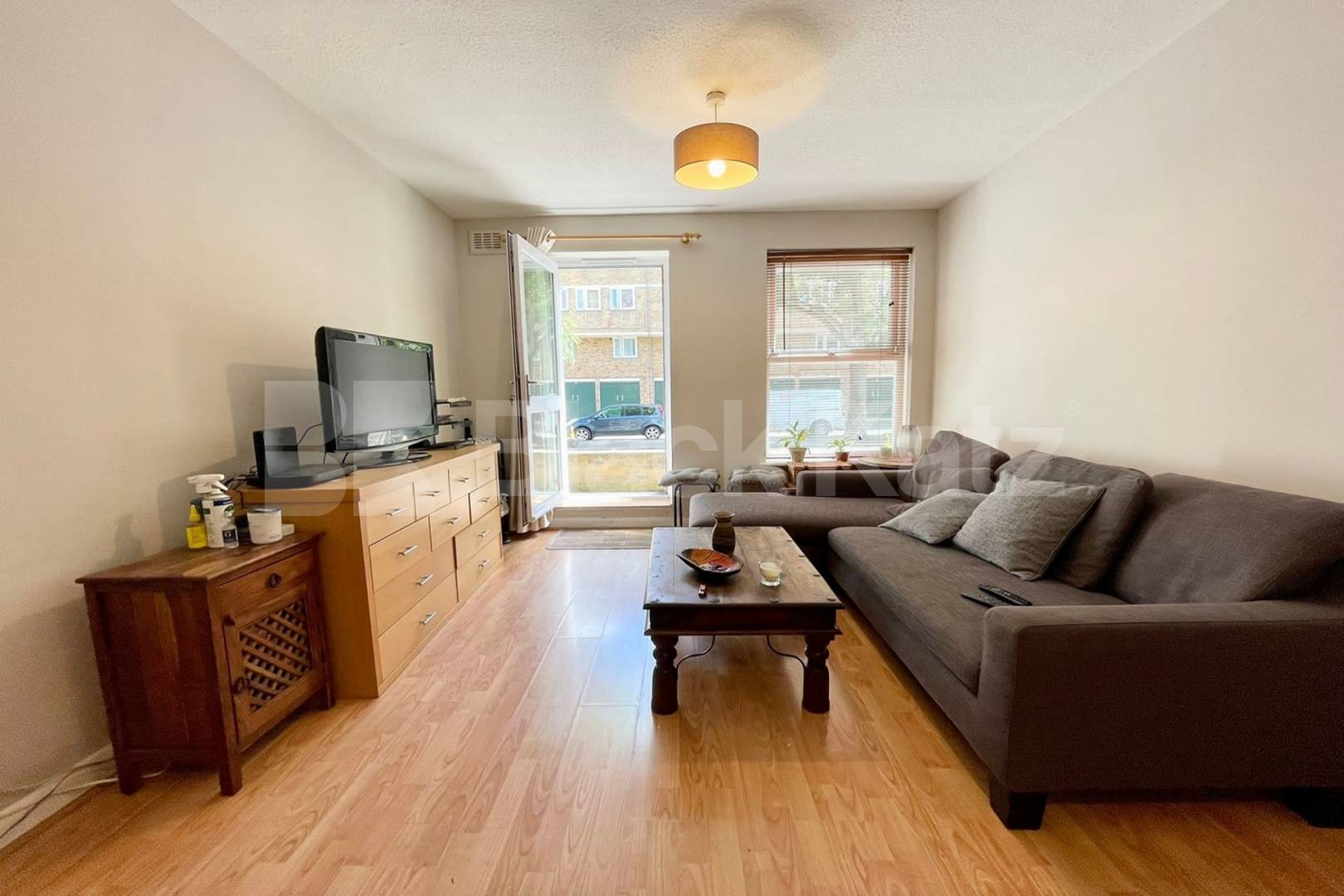 Private development with communal gardens & residents parking  Yalding Road, Bermondsey