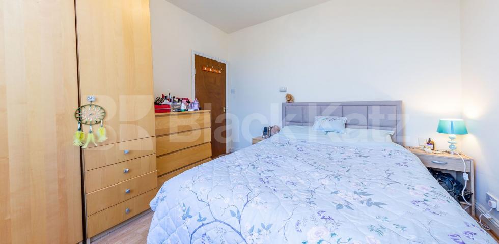 			Fantastic One Bed !, 1 Bedroom, 1 bath, 1 reception Flat			 Maidstone road, Bounds Green