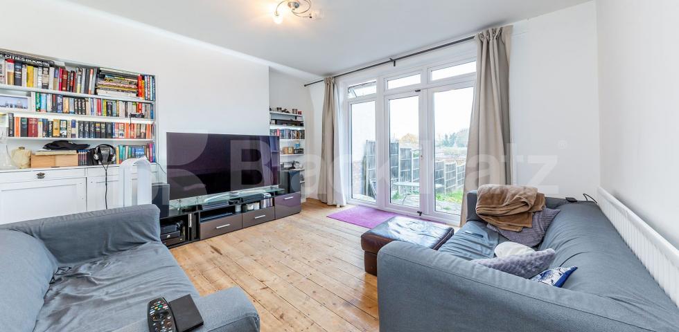 			3 Bedroom, 1 bath, 1 reception House			 Netherlands Road, East Barnet Village / Oakleigh Park