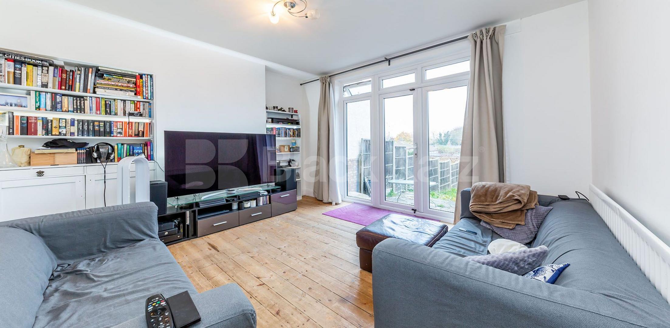 			3 Bedroom, 1 bath, 1 reception House			 Netherlands Road, East Barnet Village / Oakleigh Park