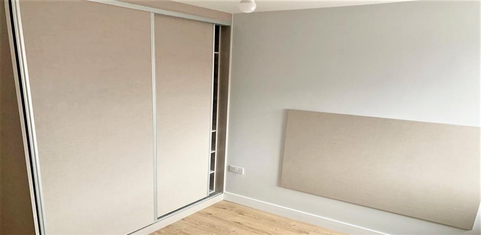 			HEATING, HOT WATER, COOKING GAS and PARKING INCLUDED, 1 Bedroom, 1 bath, 1 reception Flat			 Church Lane , KINGSBURY / WEST HENDON 