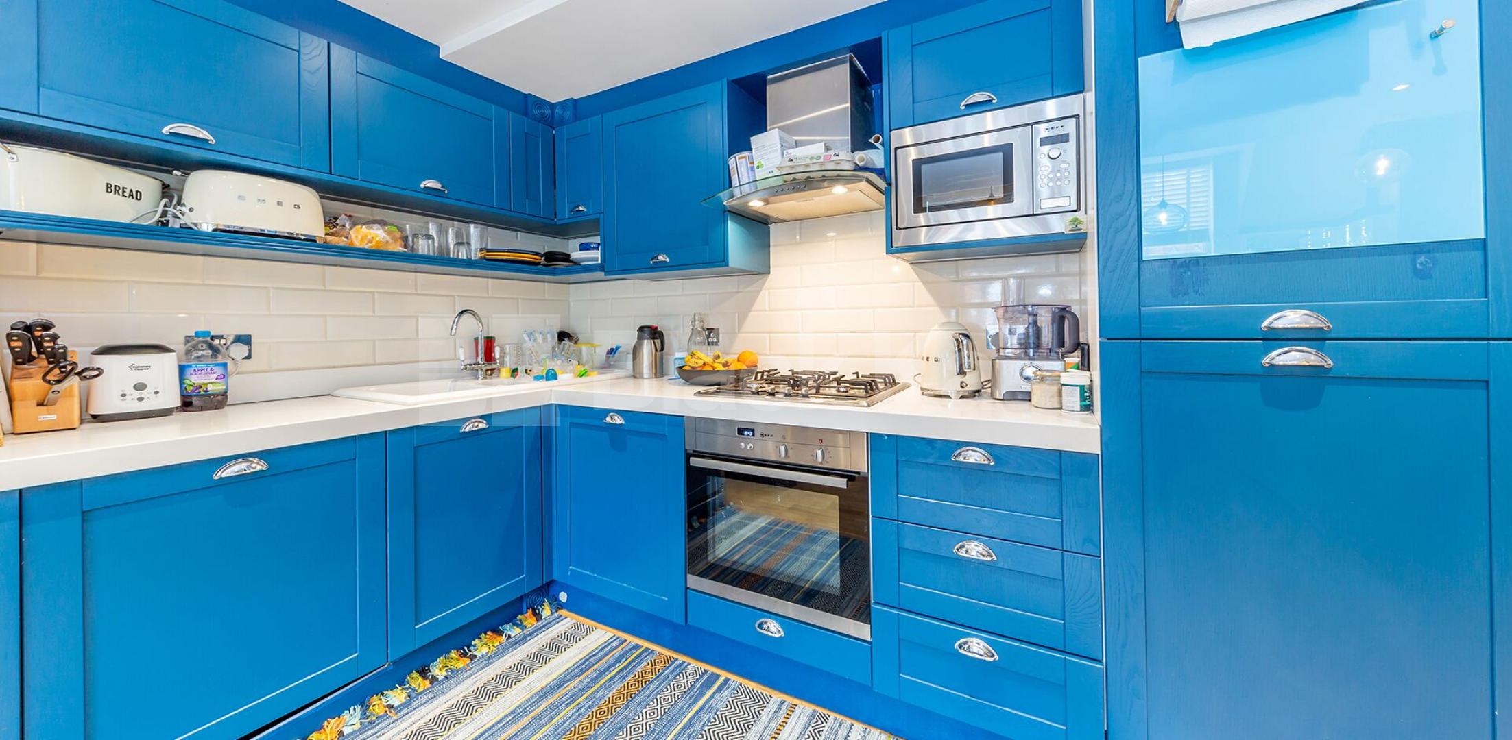 			New Instruction!, 3 Bedroom, 1 bath, 1 reception Apartment			 Broadway Parade, Crouch End