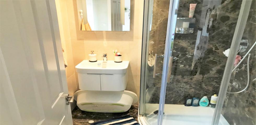 			PRIVATE GARDEN, 1 Bedroom, 1 bath, 1 reception Ground Floor Flat			 Agamemnon Road, WEST HAMPSTEAD