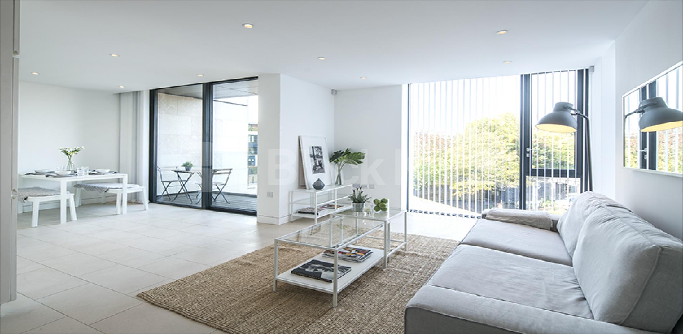 			MINUTES TO REGENTS PARK & PRIMROSE HILL!, 2 Bedroom, 1 bath, 1 reception Flat			 Lattitude House, Oval Road, CAMDEN / REGENTS PARK