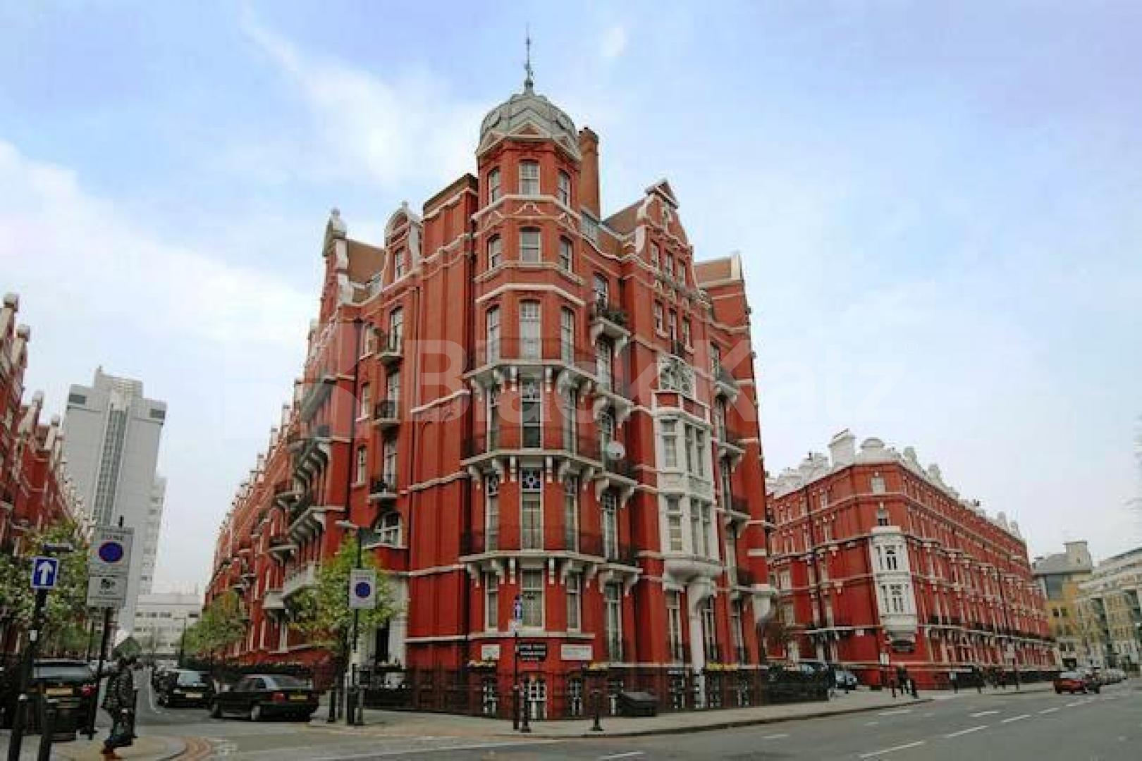 			MINUTES TO OXFORD STREET & HYDE PARK!, 6 Bedroom, 2 bath, 1 reception Flat			 Cabell Street, MARYLEBONE