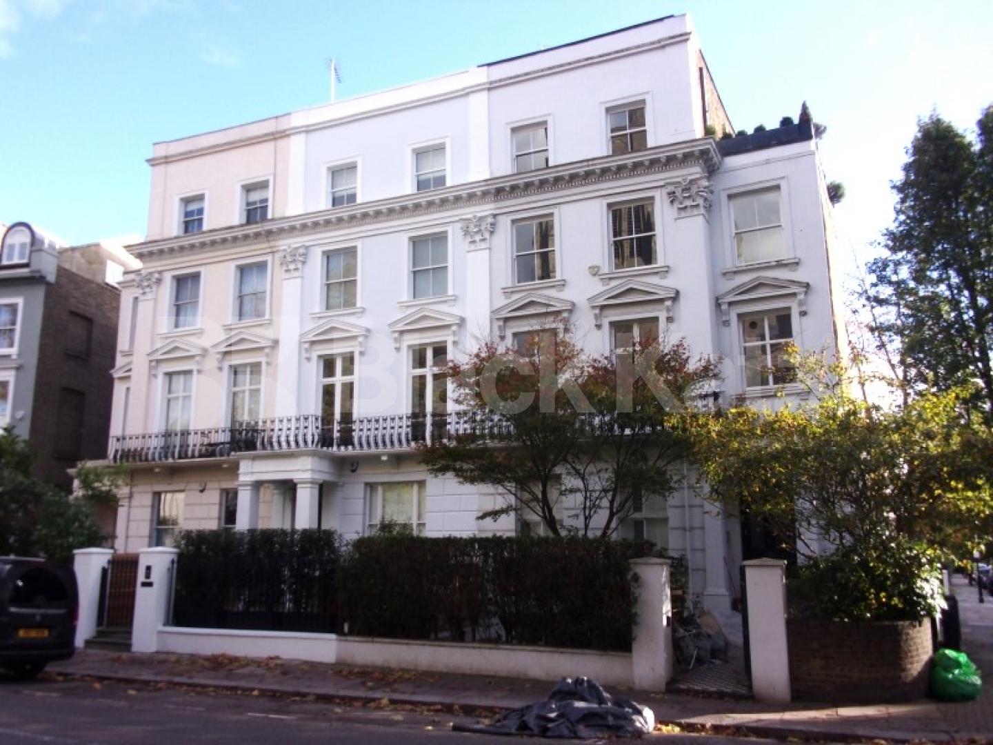 Recently refurbished 3 bed 2 bath within a period house with garden Talbot Road , Notting Hill